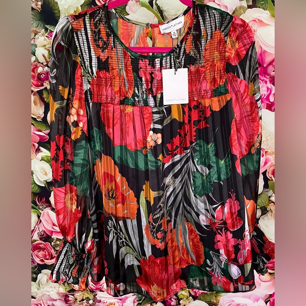 Gibson Latimer Floral Top Size M